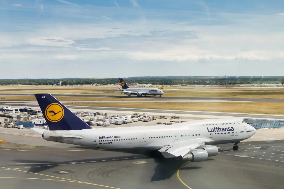 Lufthansa Consulting | Digitalizing Aviation