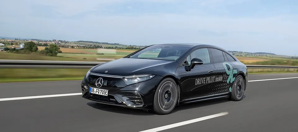 Mercedes-Benz | Advanced Driver Assistance Systems